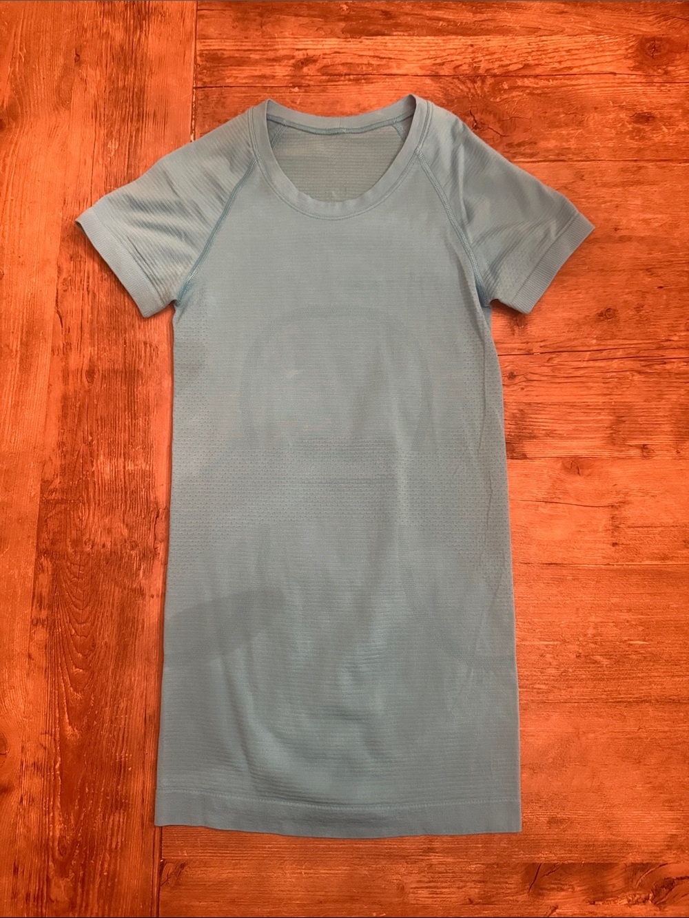 Lululemon Light Blue Women's Short Sleeve  Lycra Top